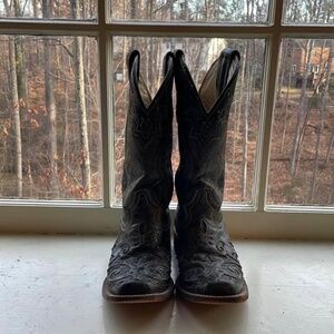 Corral Vintage Style Cowboy Boots